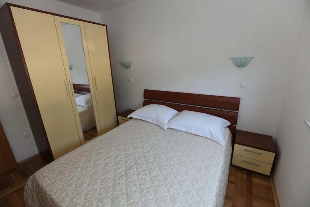 Apartments Paradise โตรกีร์ ภายนอก รูปภาพ